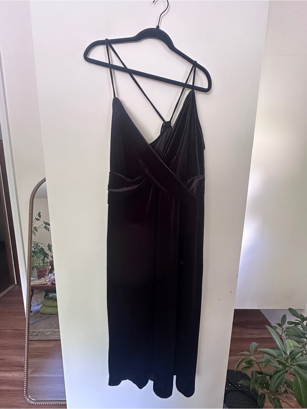 Eloquii Black Velvet Spaghetti-Strap Dress